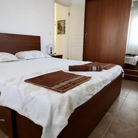Cleodora Belek